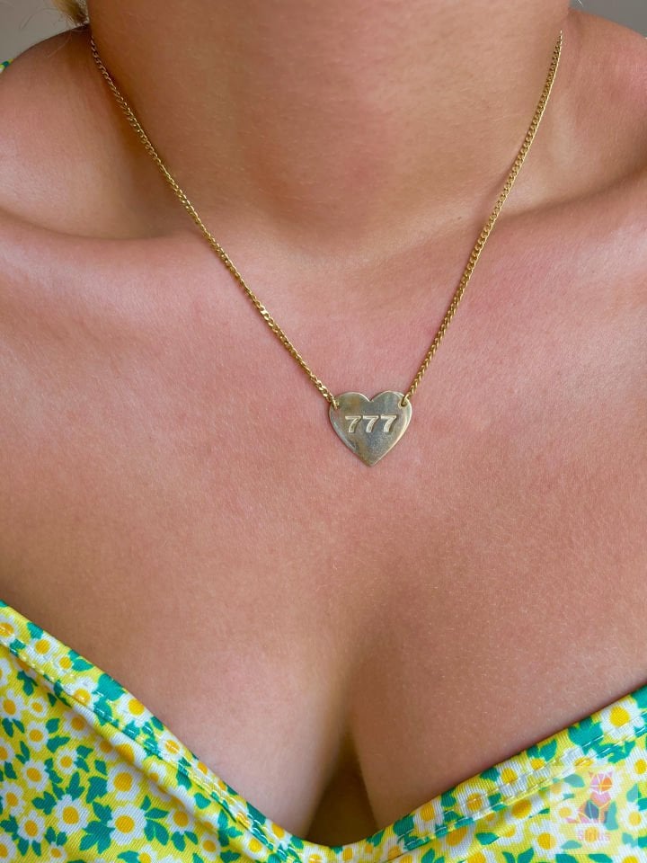 925 Ayar Gümüş Gurmet Zincirli Plaka Kalp Kolye