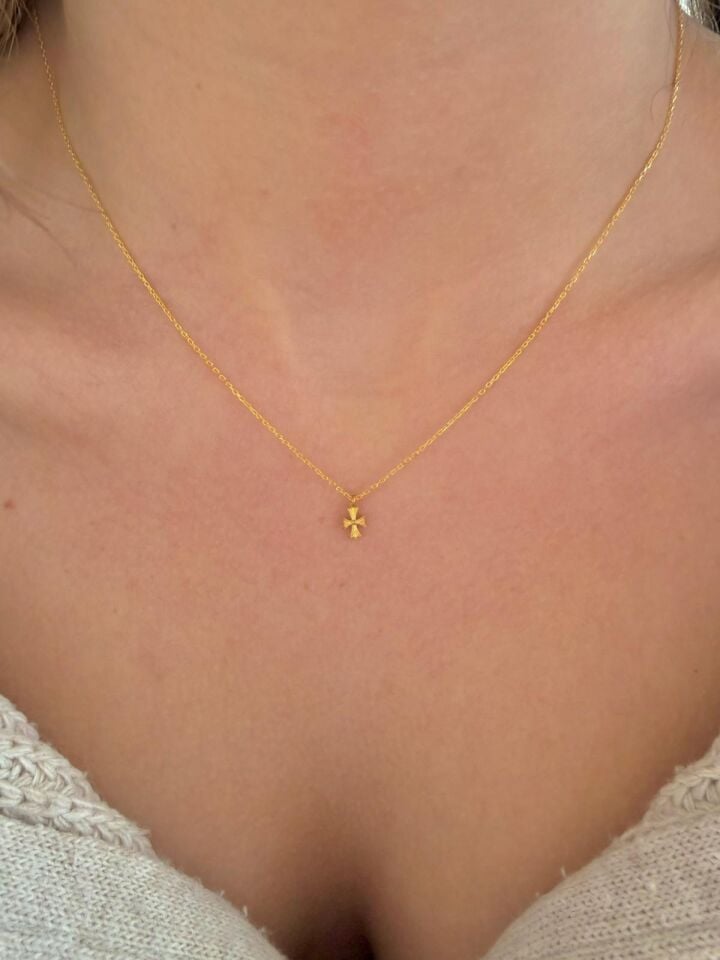 925 Ayar Gümüş Minimal Haç Kolye