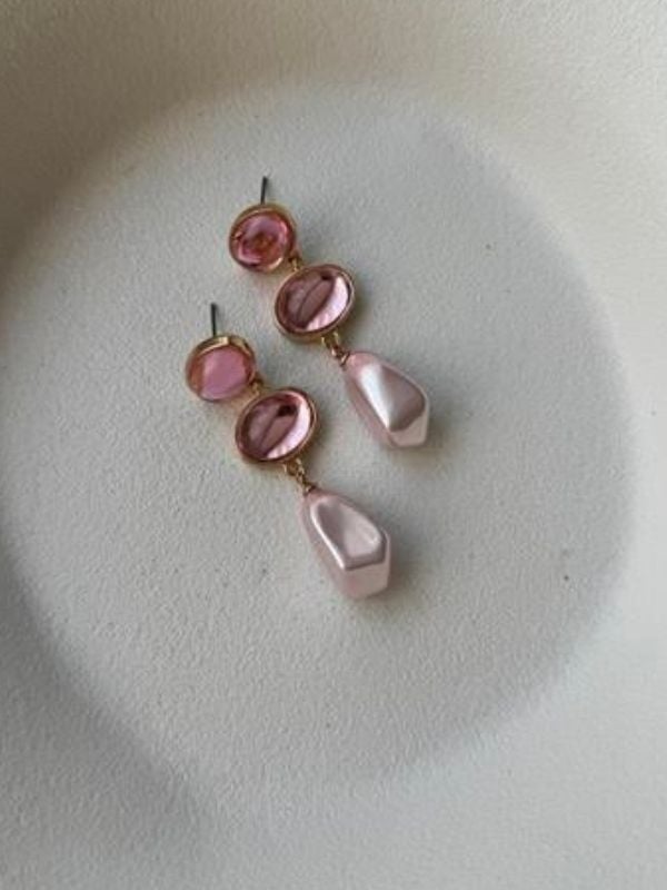 Pembe İncili Küpe