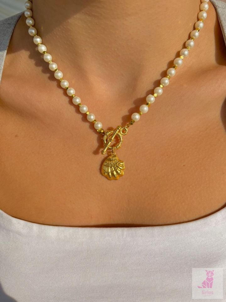 Deniz Kabuğu Detaylı Boncuk İnci Kolye