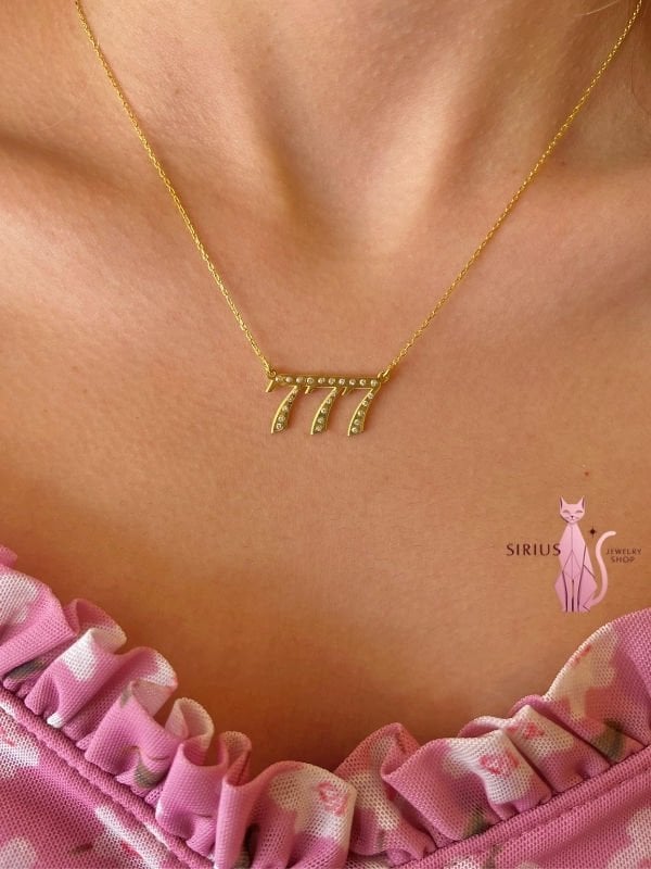 925 Ayar Gümüş Melek Sayısı Zirkon Taşlı 777 Kolye