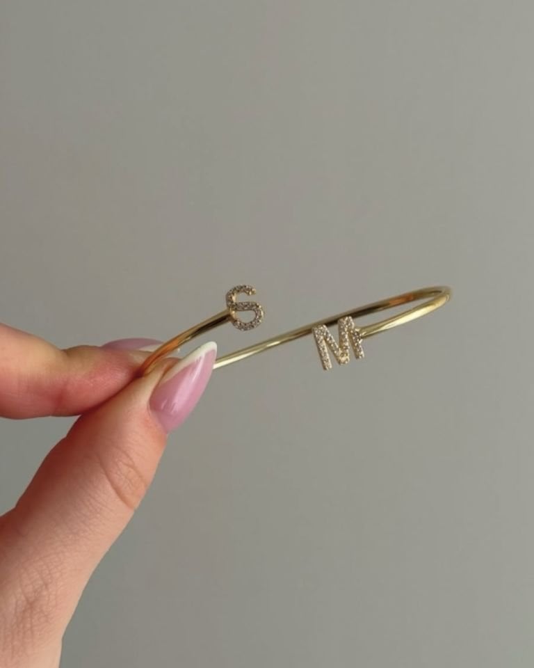 925 Ayar Gümüş 2 Harfli Kelepçe Bileklik